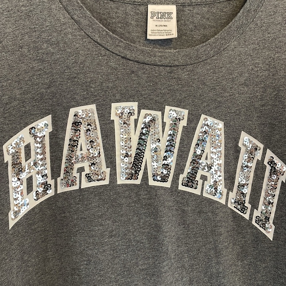 PINK VICTORIA’S SECRET SEQUIN HAWAII TEE M 🌺 - Picture 3 of 8